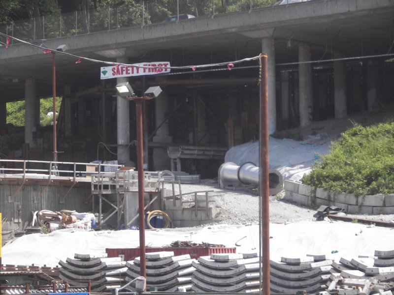 beaconhilltunnel.jpg